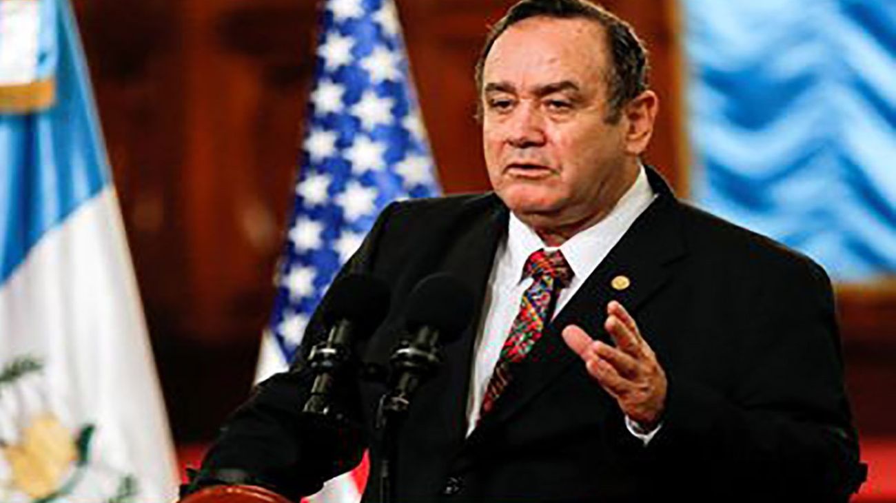 Atentan contra el presidente de Guatemala