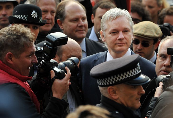 Extraditarán a Assange