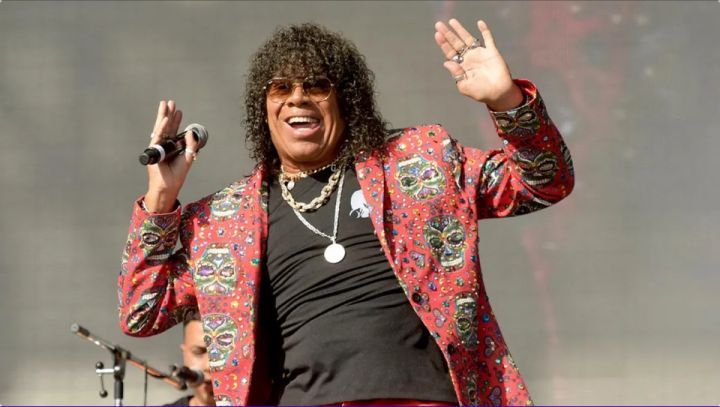 Habló el hijo de la Mona Jiménez tras la internación del cantante, mirá lo que dijo