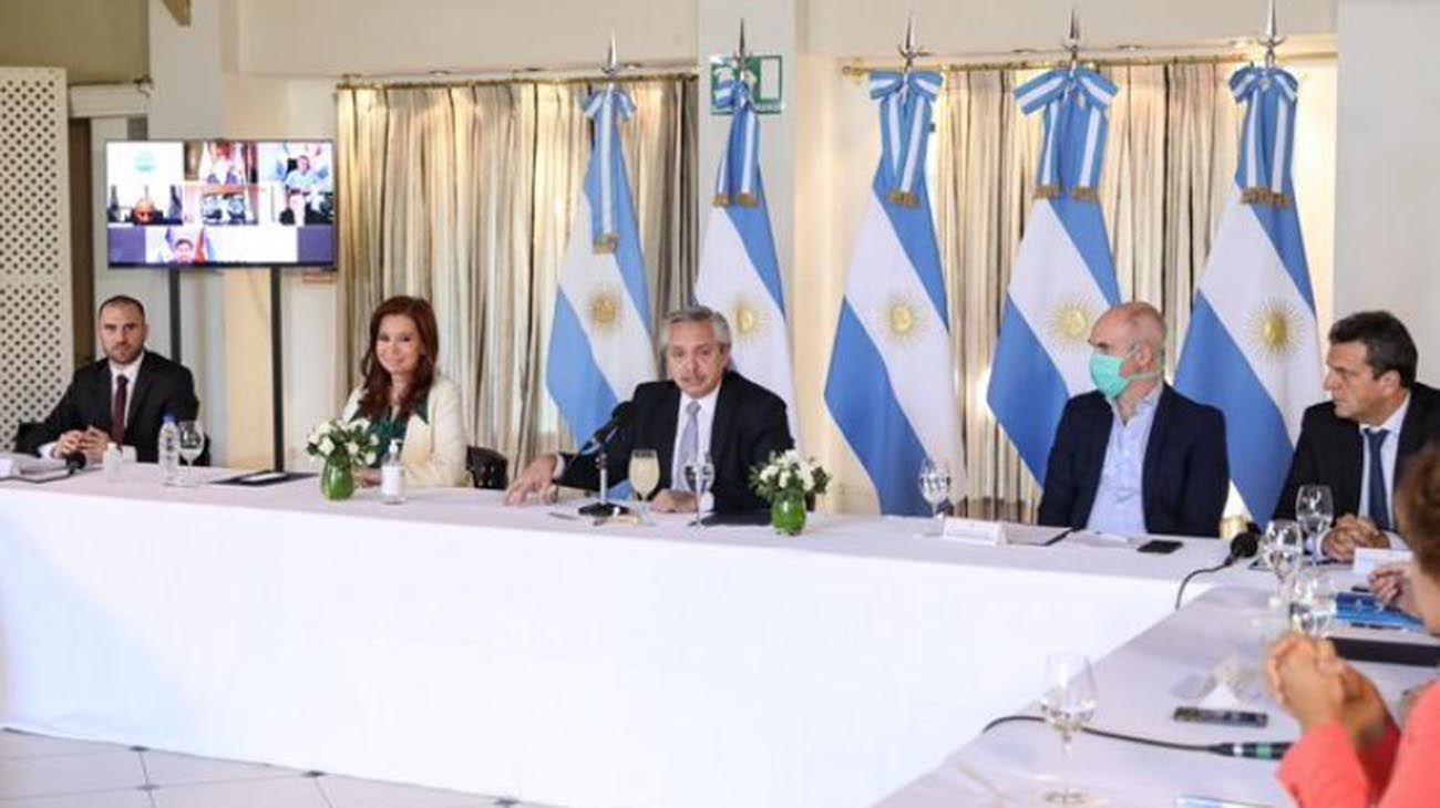 Encuesta: el 60% cree que hay que acordar y evitar el default