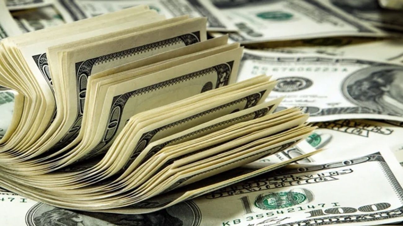 Todos los motivos detrás de por qué volvió a subir el dólar