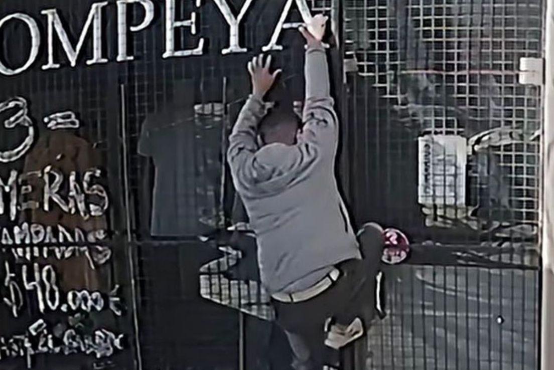 “Subió por las rejas y le apoyó un cuchillo en el pecho”: crece el miedo por robos en edificios de General Paz y Cofico