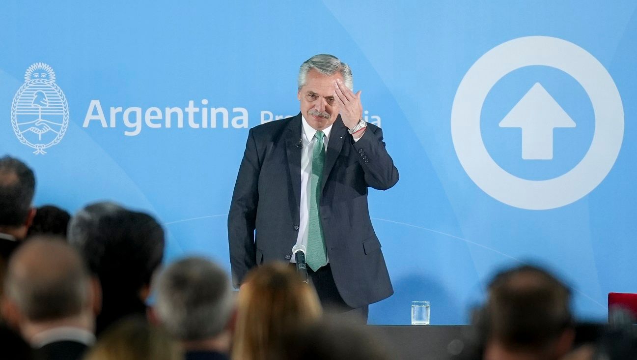 "Okupa", "mequetrefe", "borracho" y "grogui": los dirigentes que se le animaron a Alberto Fernández
