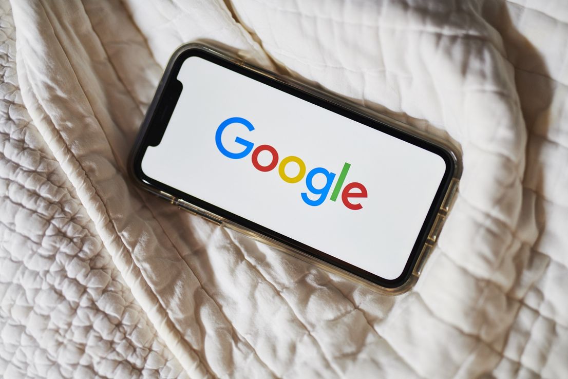 Google Maps se renueva y ahora permite recorrer el interior de aeropuertos y centros comerciales