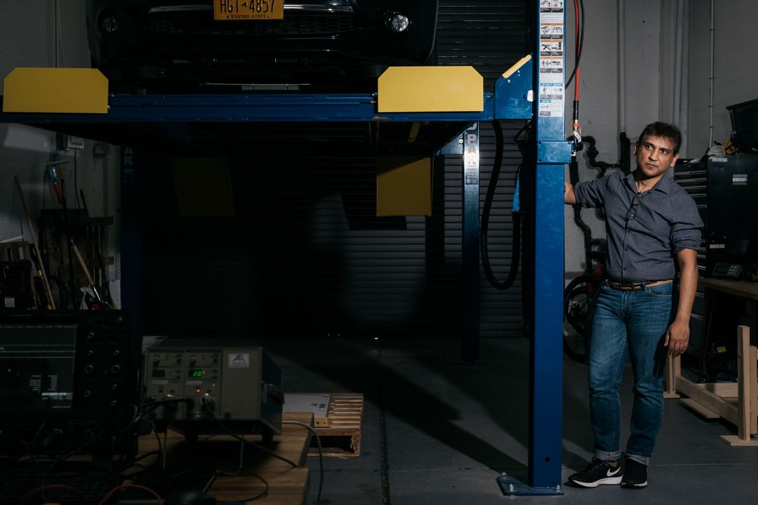 Existe una forma para cargar los autos eléctricos sin enchufe