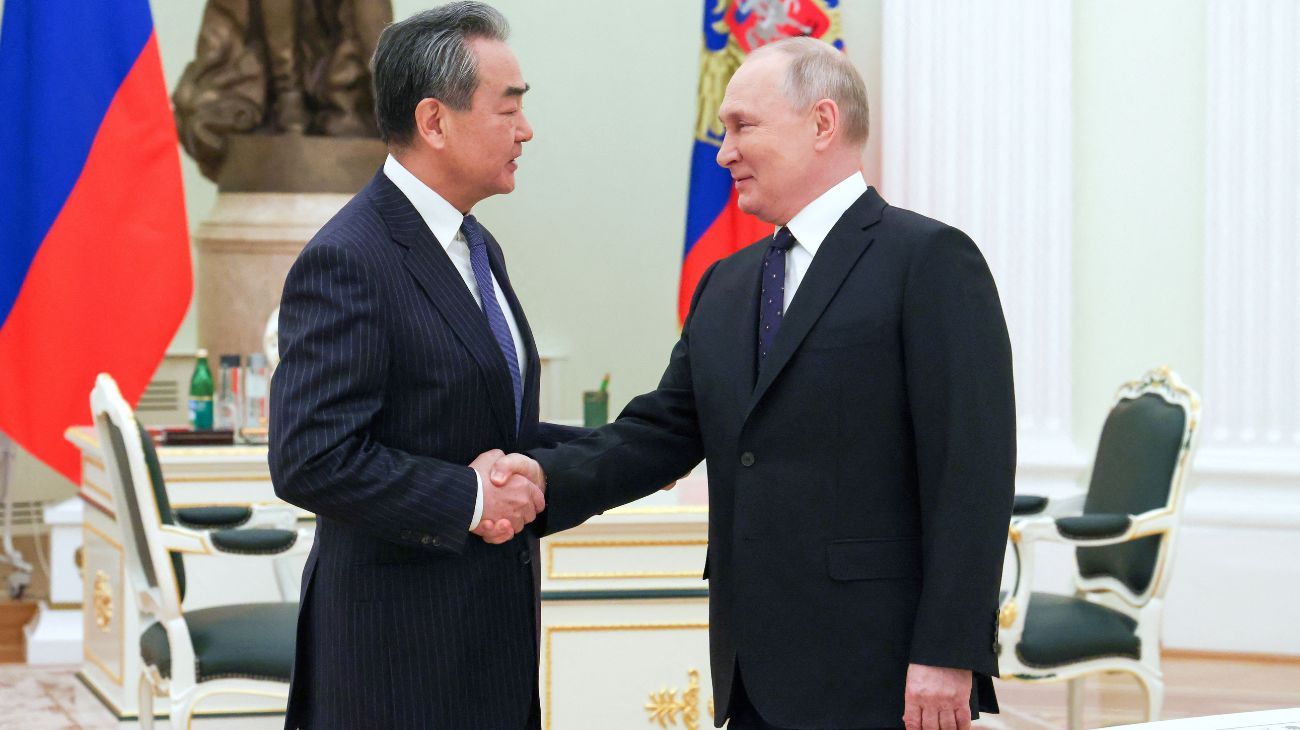 Rusia estrecha lazos con China en medio de la guerra