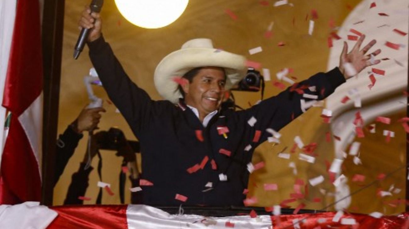 Otra baja en el gobierno del Perú