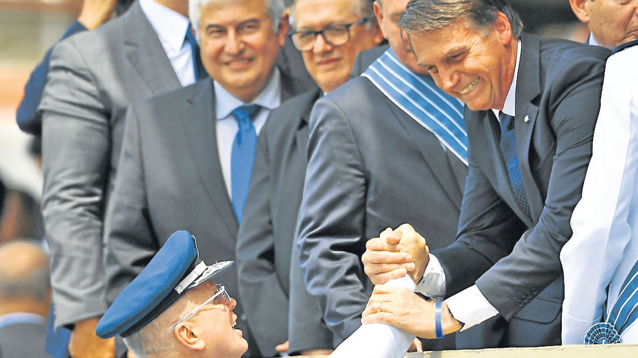 Bolsonaro no descarta una base militar de EE.UU. en Brasil