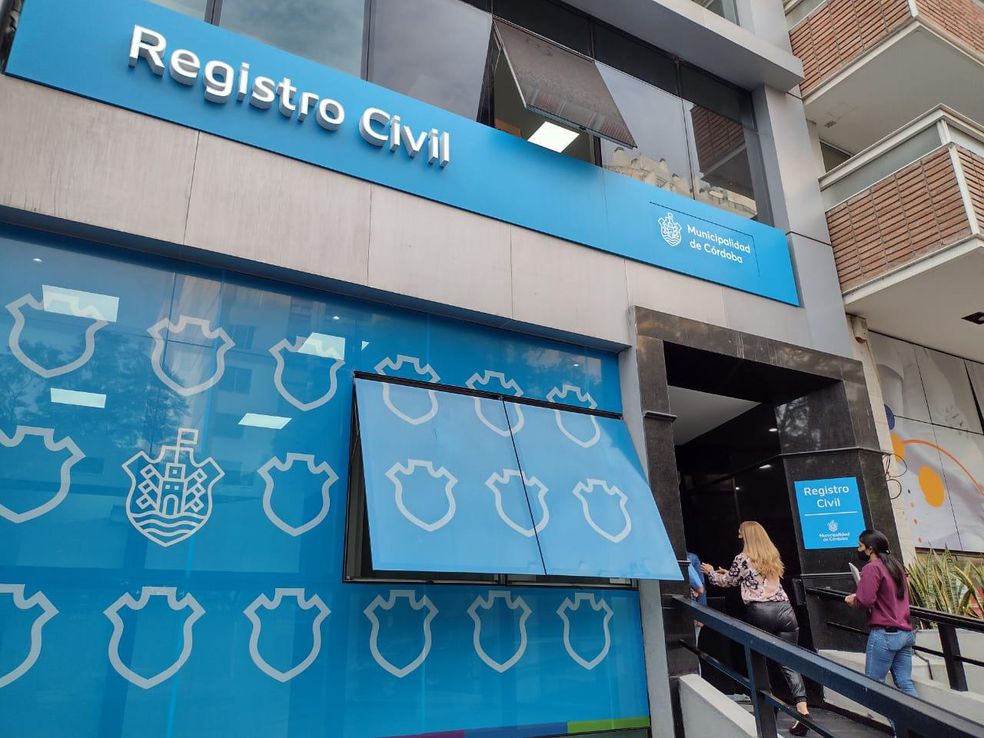 Córdoba extiende horarios para la entrega de DNI previo a las elecciones del domingo
