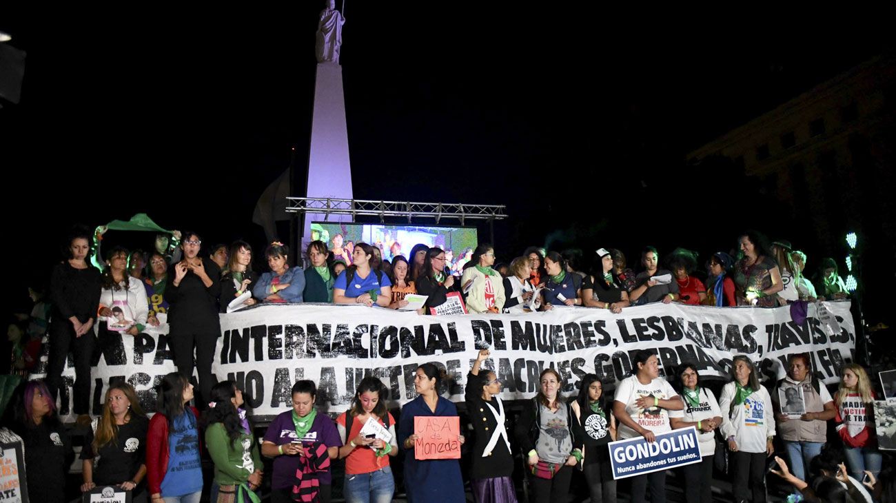 Aborto, cupo laboral trans y críticas a Macri: qué dice el documento que cerró el 8M