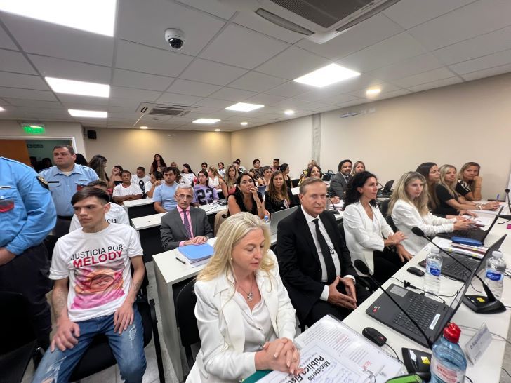 Adivinando estrategias: primera semana del juicio