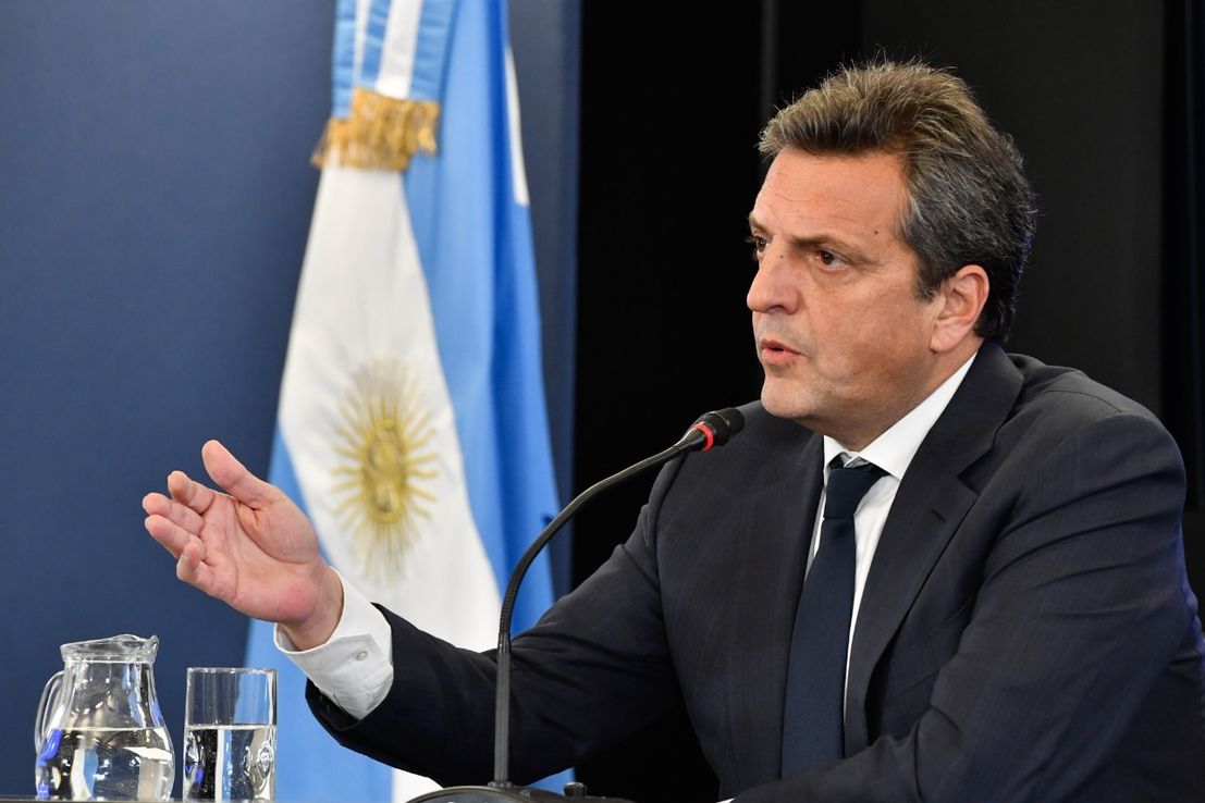 Massa: con la mira en la inflación apunta al aumento de reservas y la baja de tasas
