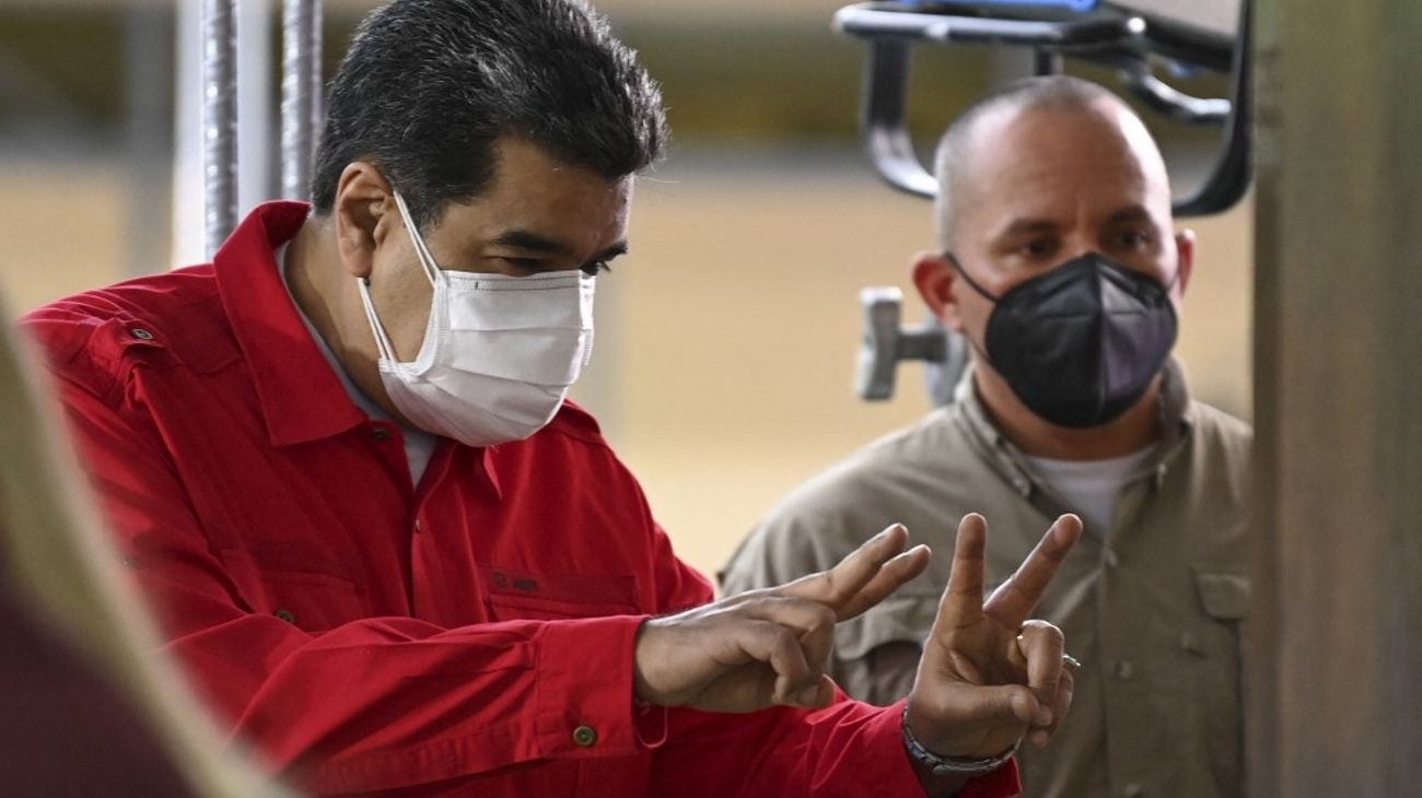Elecciones en Venezuela: el chavismo ganó 20 de 23 gobernaciones y la alcaldía de Caracas