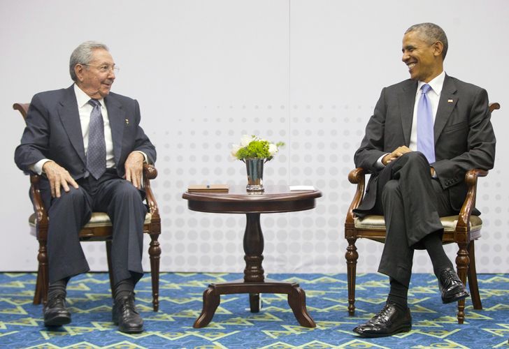 Obama y Castro se reunieron ayer e inauguraron una nueva etapa