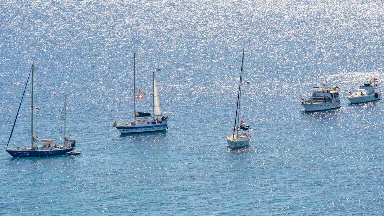 La flotilla hacia la Franja de Gaza continúa su viaje a pesar de los pedidos de los líderes occidentales