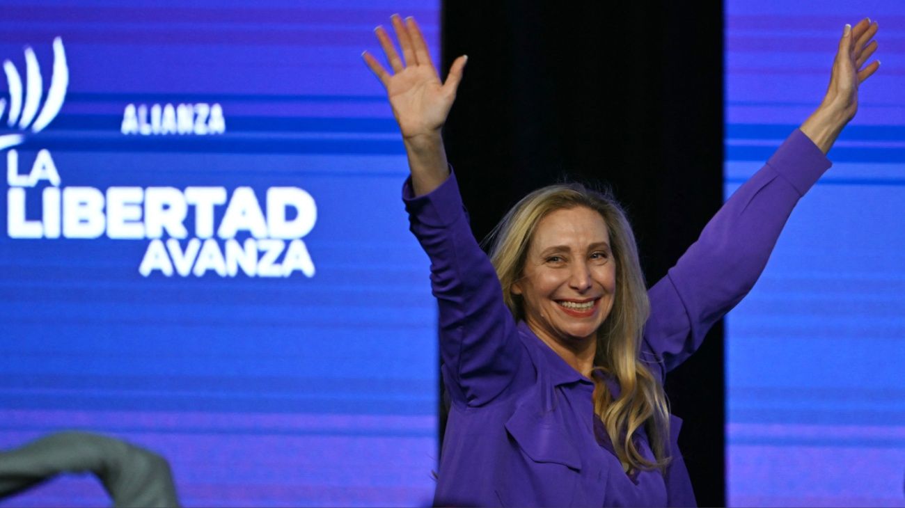 El productor de "Melania" propuso llevar a la pantalla la vida de Karina Milei