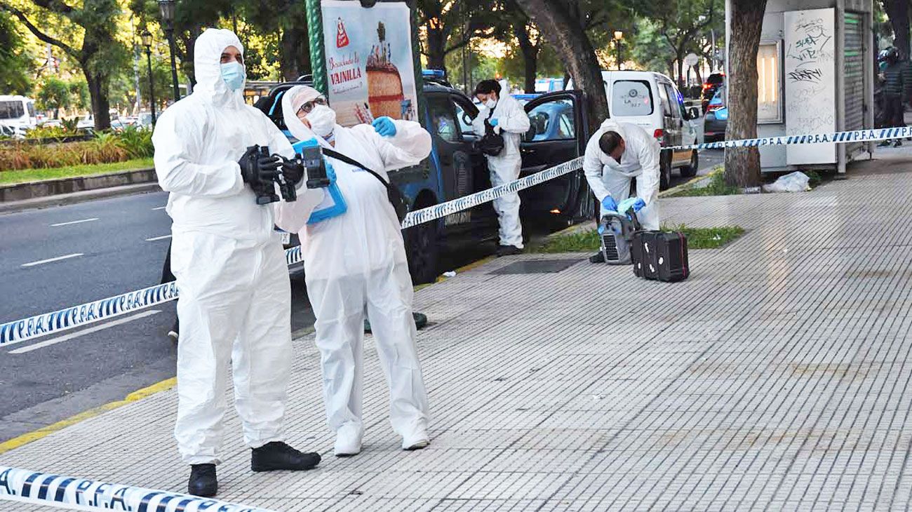 Una mujer cayó desde el piso 12 de un hotel del microcentro