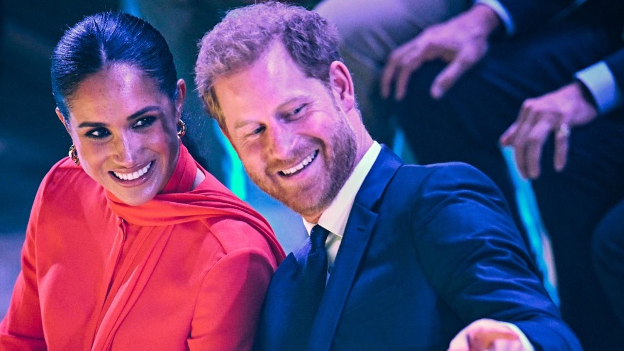 El príncipe Harry y Meghan Markle sufrieron una “persecución implacable de paparazzi casi catastrófica”