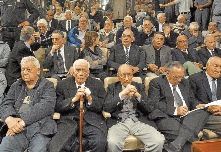 Lesa humanidad: hay más acusados libres que presos