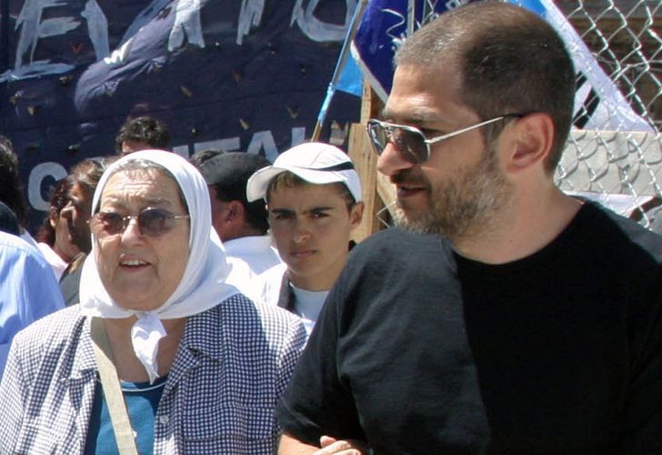 Para las Madres, "la ruta del dinero lleva a los Schoklender"