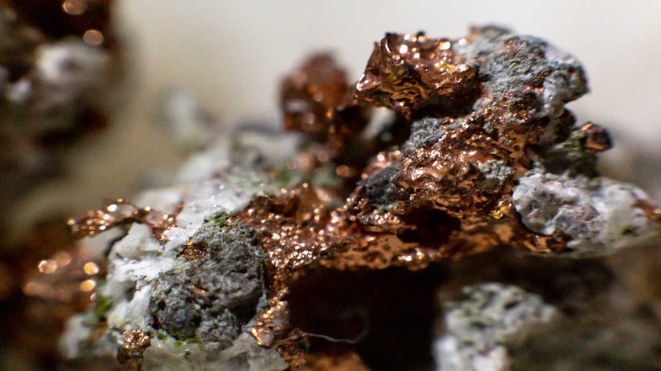 El cierre de una importante mina de cobre en Panamá podría generar escasez de oferta