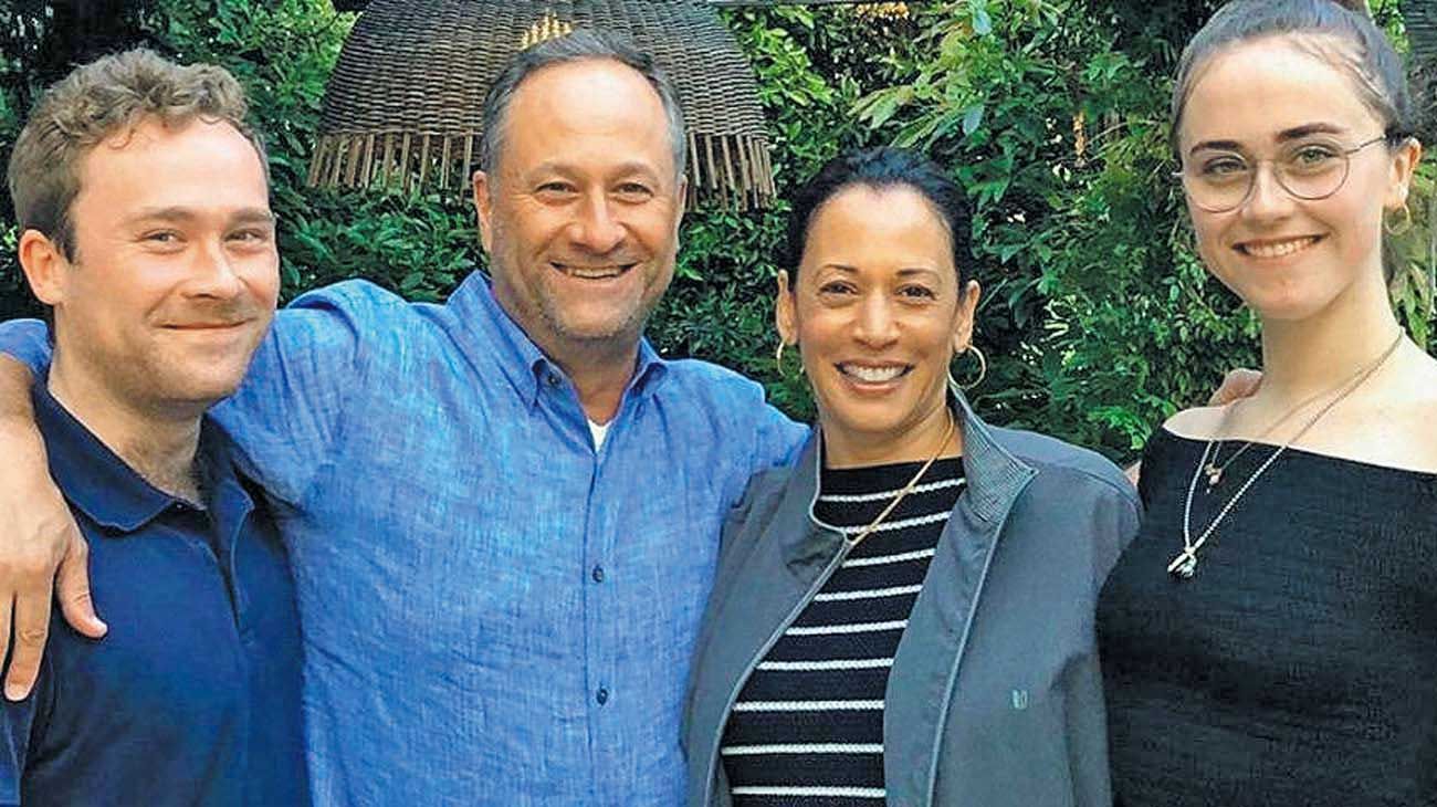 Douglas Emhoff y Kamala Harris: cita a ciegas y amor