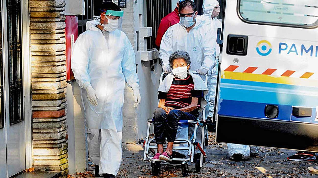 El PAMI presentó el programa Residencias Cuidadas: ya son 152 los abuelos infectados