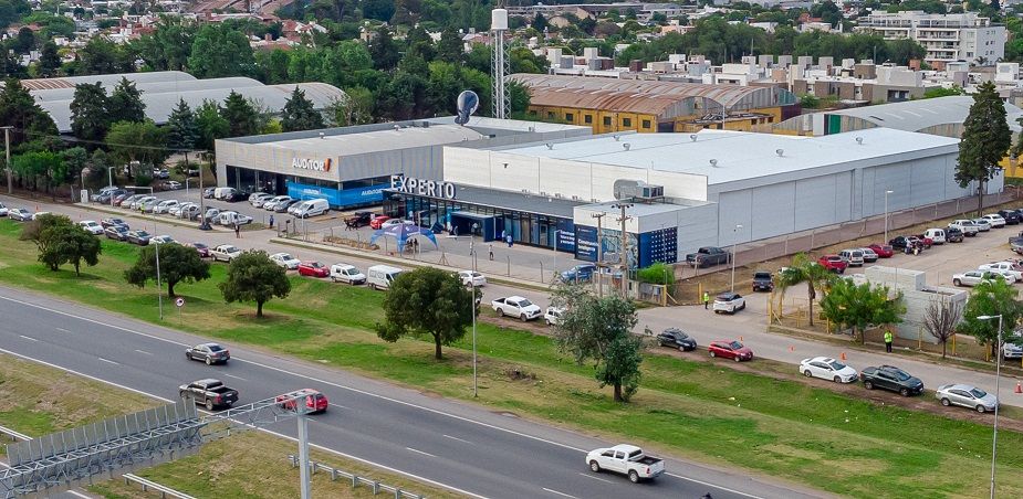 Experto presentó un nuevo megaespacio destinado a la construcción en Córdoba
