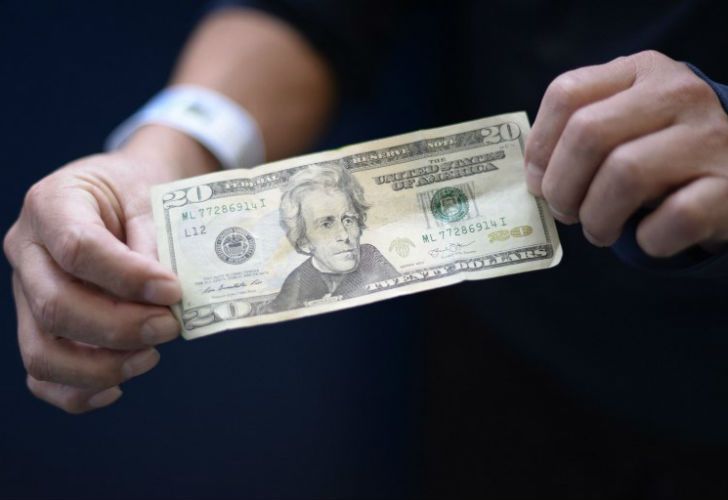 El dólar se mantiene estable en los $19,20