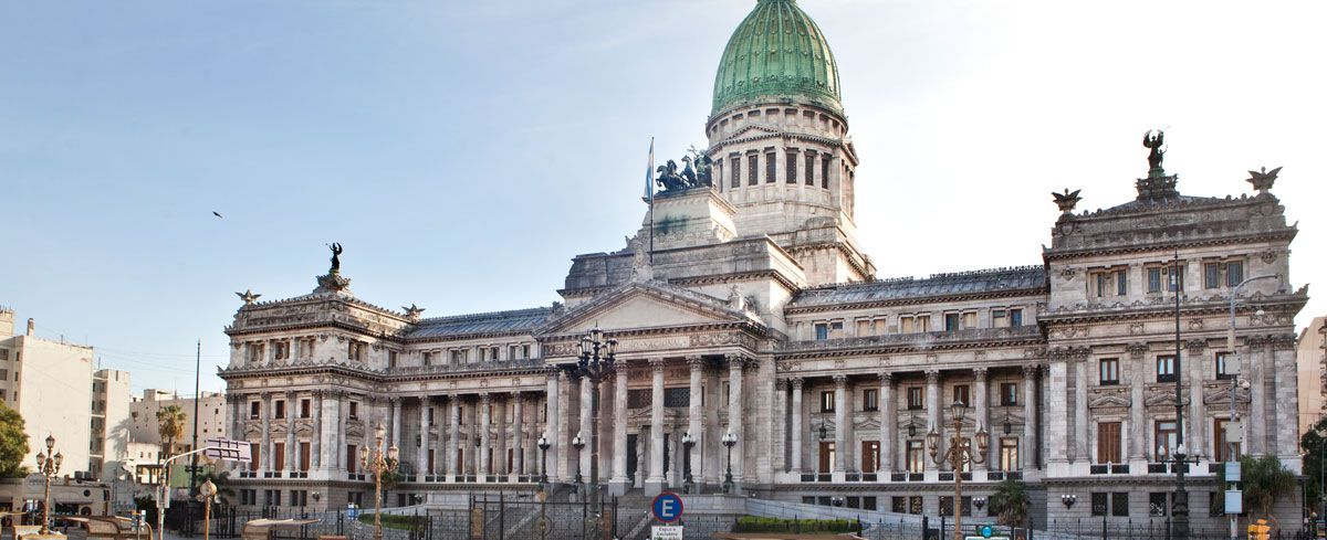 Cómo es el proyecto que busca regular los contenidos creados con inteligencia artificial en elecciones