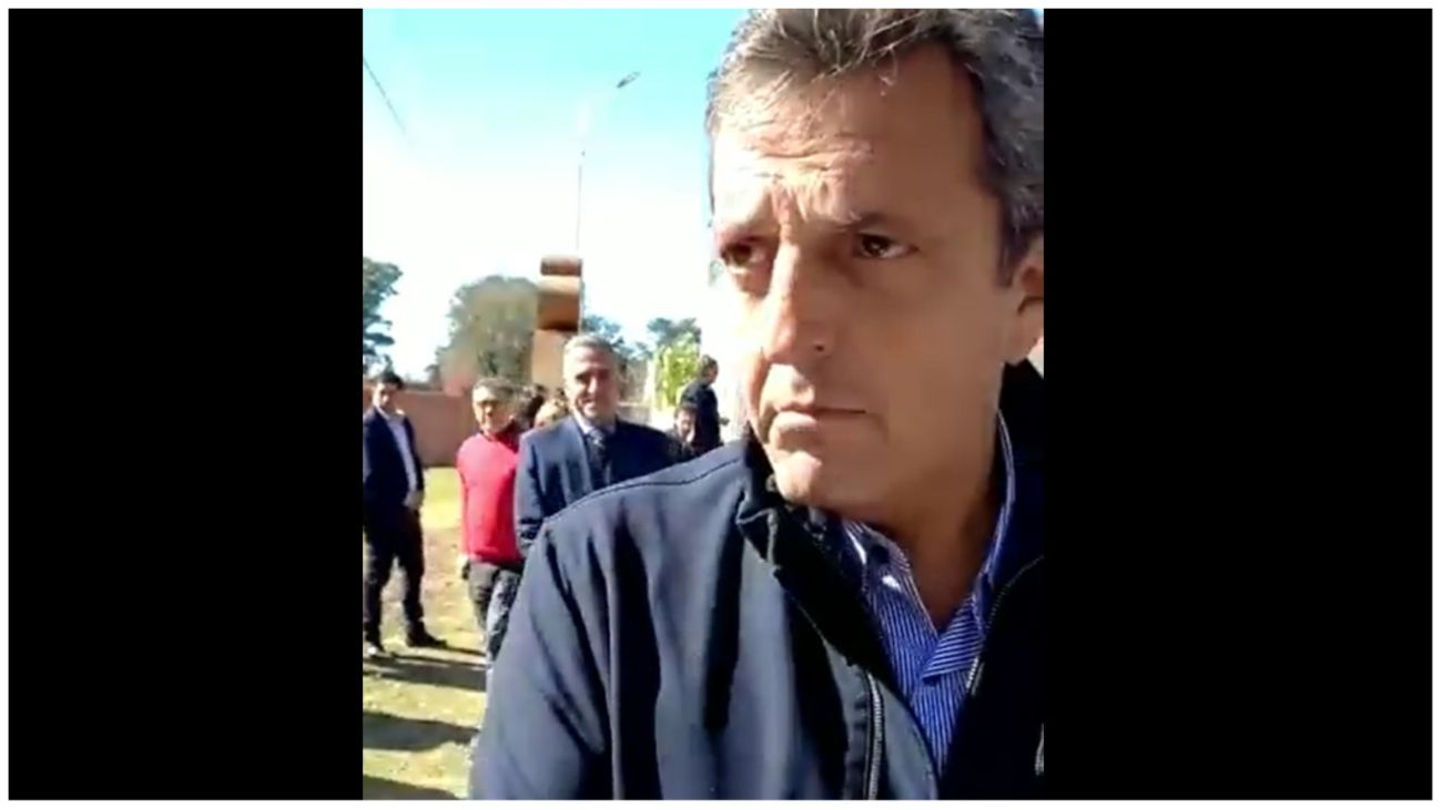 Primer mal momento de Massa como ministro, en Santa Fe: "Nos roban, ¿no les da vergüenza?"