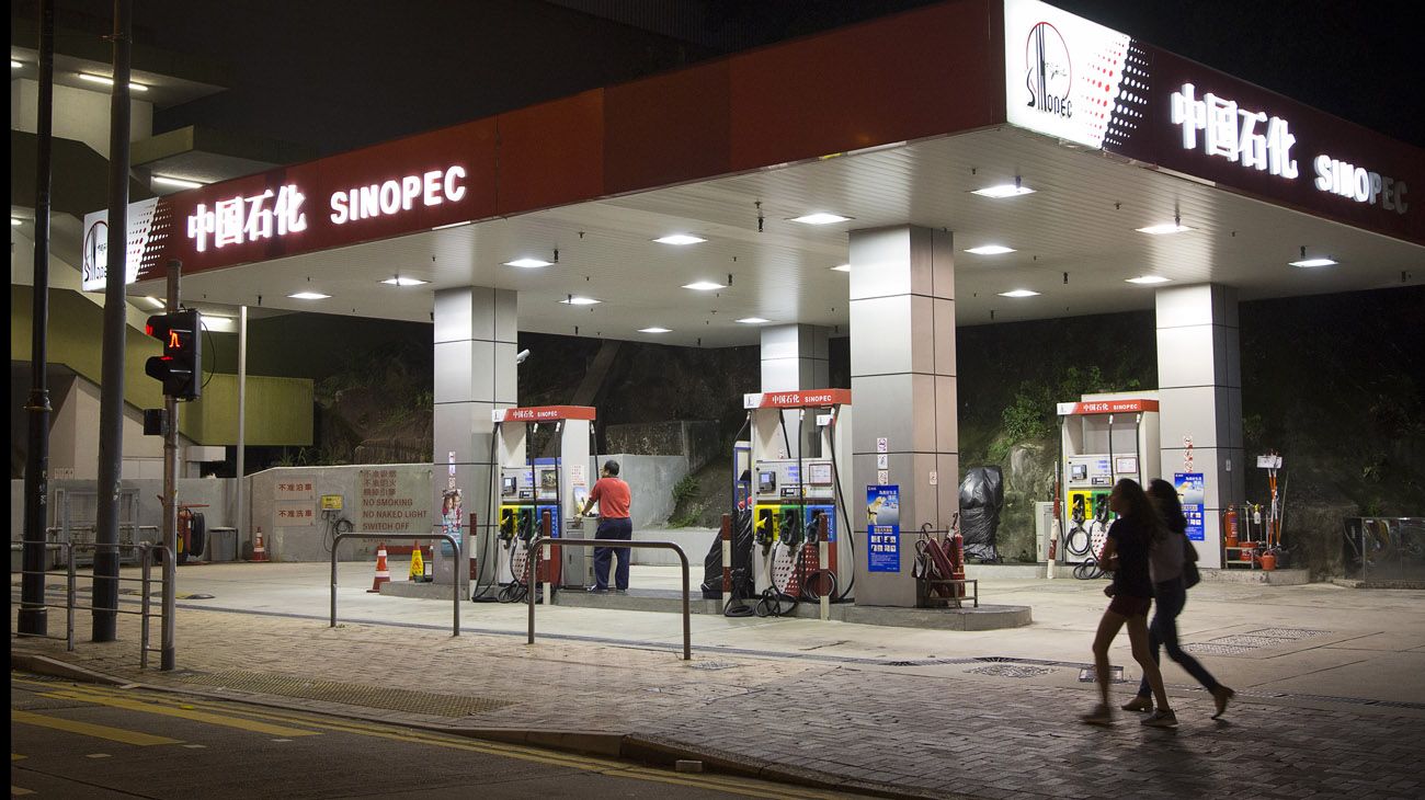 China responde con aranceles a combustibles de EE.UU.