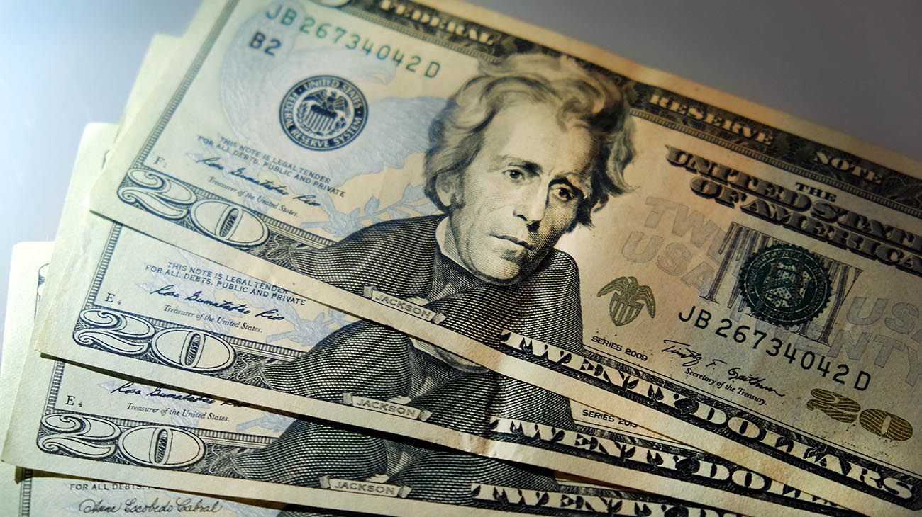 Dólar hoy: a cuánto cerró el Blue este martes 22 de marzo