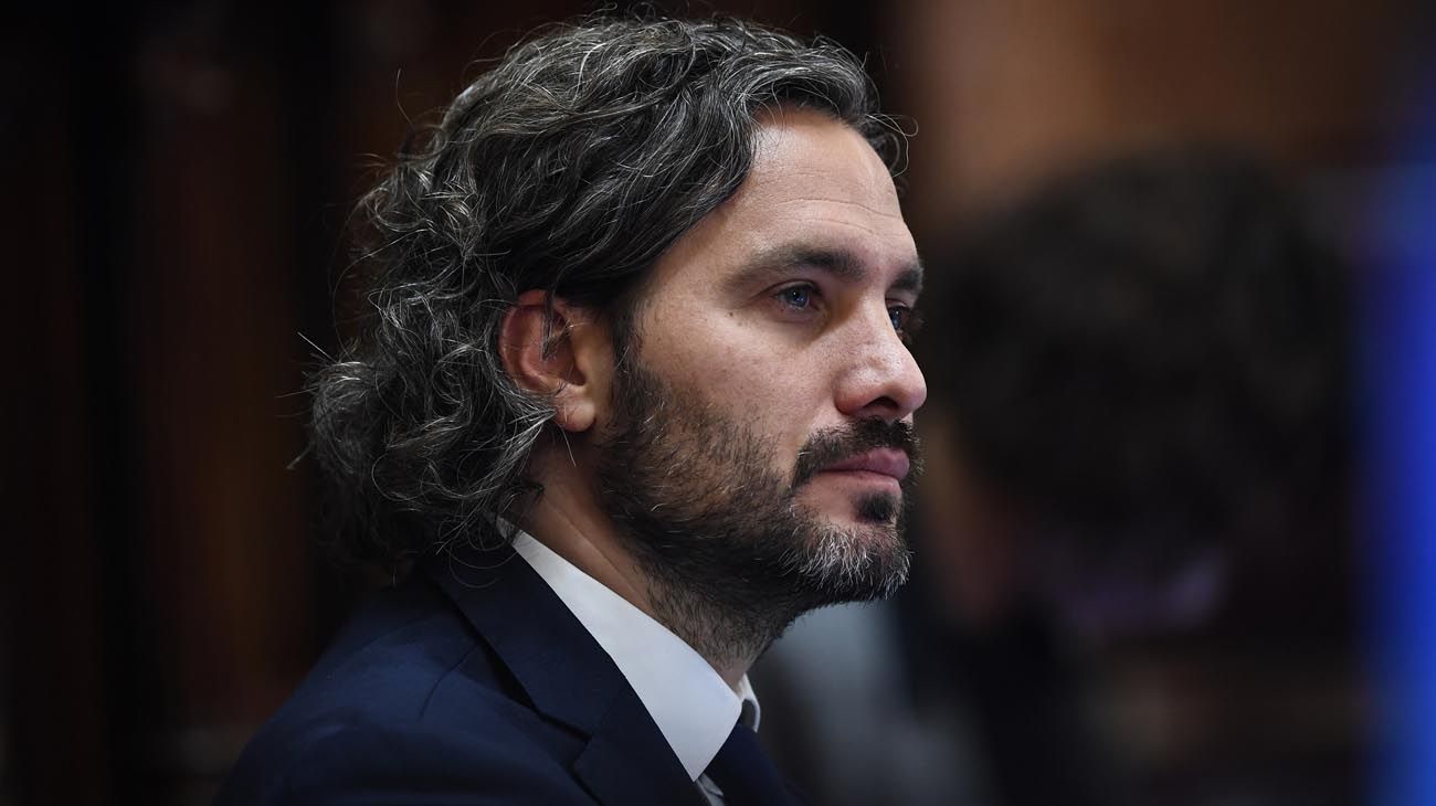 El gobierno podría aumentar el Salario Mínimo, Vital y Movil, adelantó Cafiero