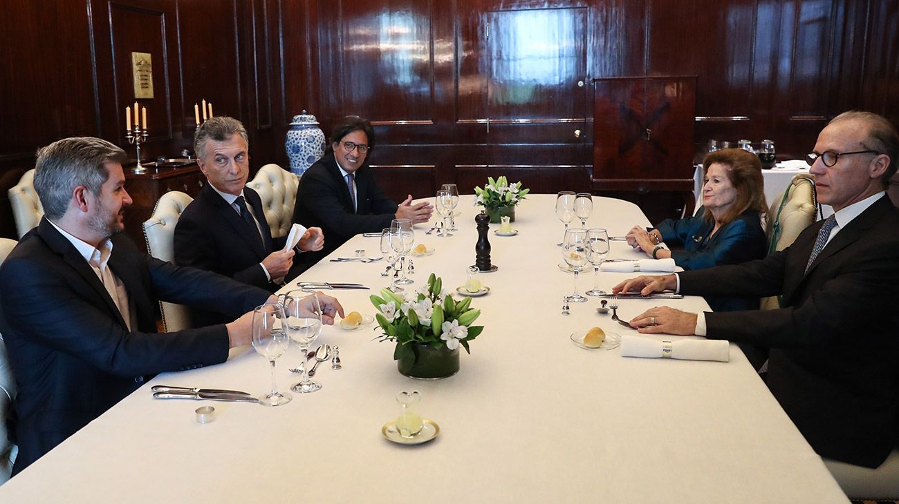 Mauricio Macri almorzó con Rosenkrantz y Highton de Nolasco tras la disputa con Lorenzetti