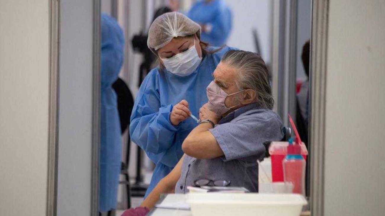 En el primer día se vacunaron unos 2.000 mayores de 75 años en la Ciudad