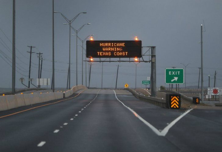 Alerta máxima en Texas por el huracán Harvey