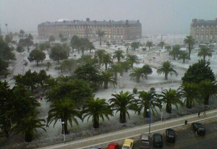 Video | Granizo sorprende a Mar del Plata