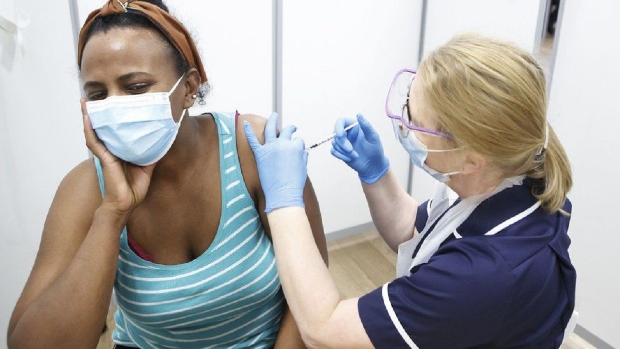 Ensayo clínico | Reino Unido infectará con coronavirus a pacientes sanos
