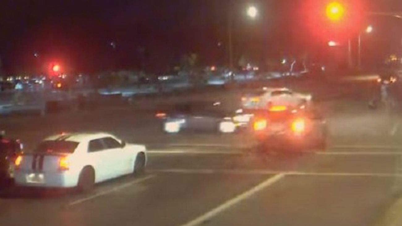 Una pareja y su bebé se salvan de milagro gracias a un choque brutal en Arizona