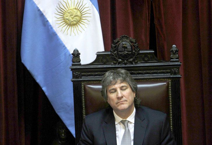 Luis Juez a Boudou: "Regálese un baño de decencia"