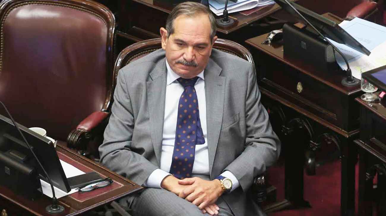 Alperovich busca postergar el juicio oral por abuso sexual