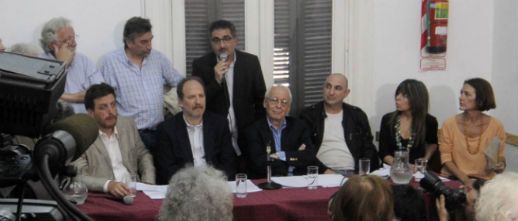 Con el CELS, Verbitsky defenderá a los periodistas de la denuncia de Clarín