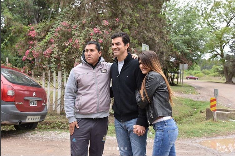 Urtubey y Macedo: votaron y hablaron de la llegada de su hijo