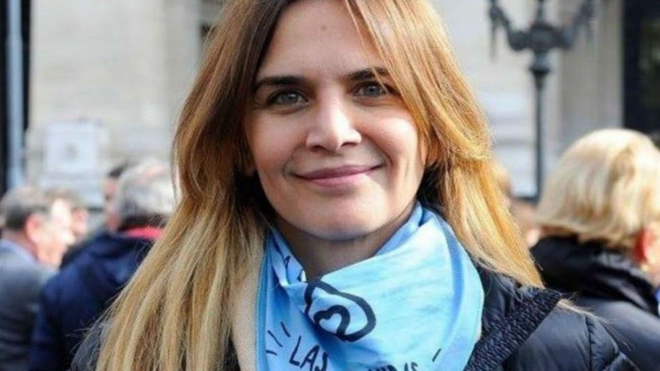 Granata, en contra del Programa Menstruar: "Un derecho no es que te regalen una toallita"