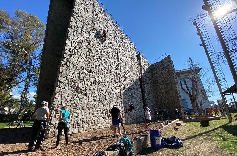 Se alarga el conflicto por la demolición de la Palestra de escalada