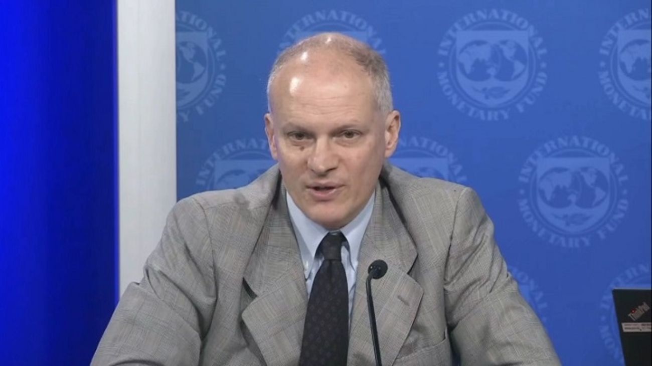 Alejandro Werner: "Argentina debería intentar restablecer la confianza en el peso"