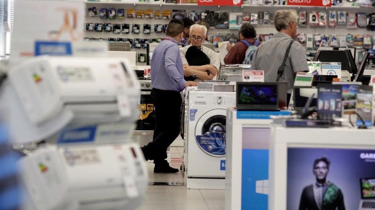 Las ventas de electrodomésticos se desplomaron 33% en el primer semestre