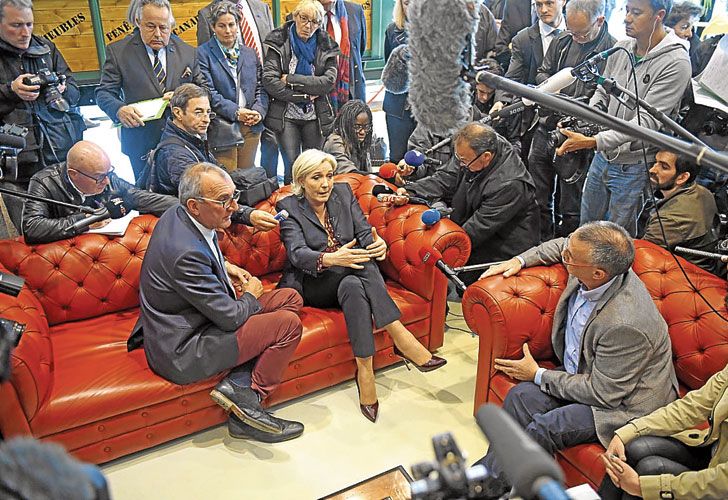 ‘Fachosfera’, el fusil digital de Le Pen para difamar al rival