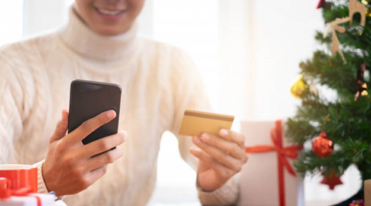 Indumentaria y juguetes concentran las compras navideñas, con mayor financiación de Ahora 12